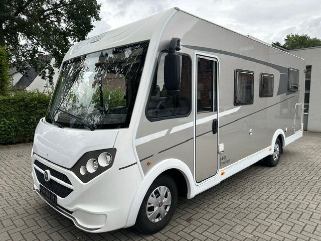 Carado Capron I447 Emotion Integraal camper met 32000km, Caravans en Kamperen, Mobilhomes, Integraal, Ringverwarming, Fiat, Bedrijf