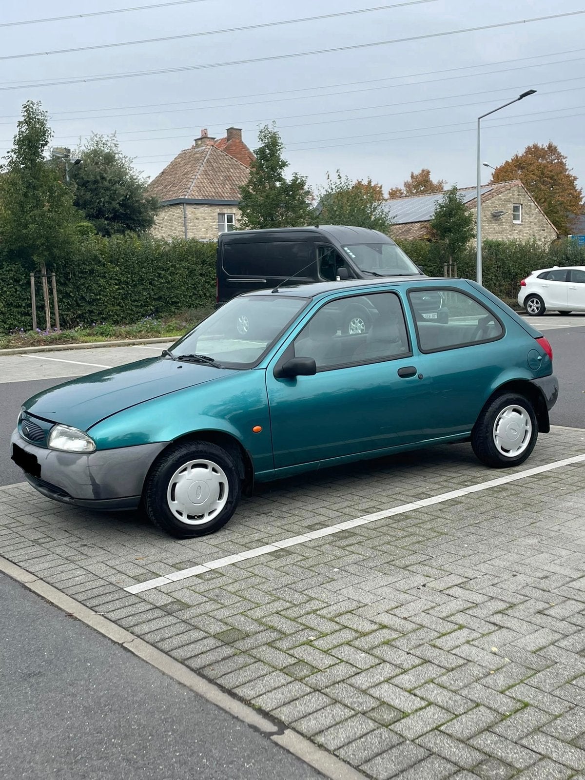 Ford Fiesta 1.3 avec 950€ d'inspection, Autos, Particulier, Essence, Achat
