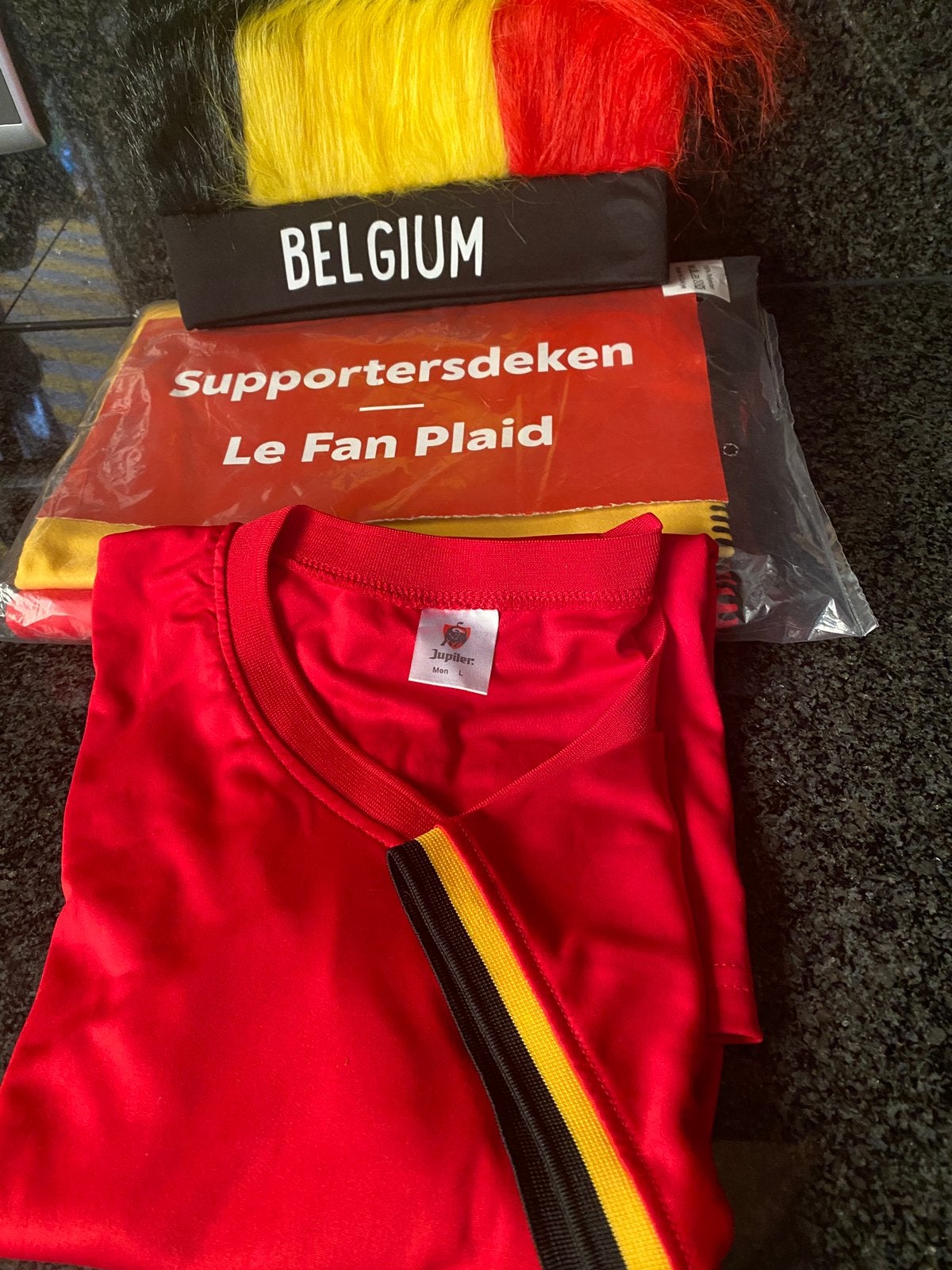 Muts, t shirt en deken voor suppoteren voetbal, Sport en Fitness, Voetbal, Ophalen of Verzenden, Shirt