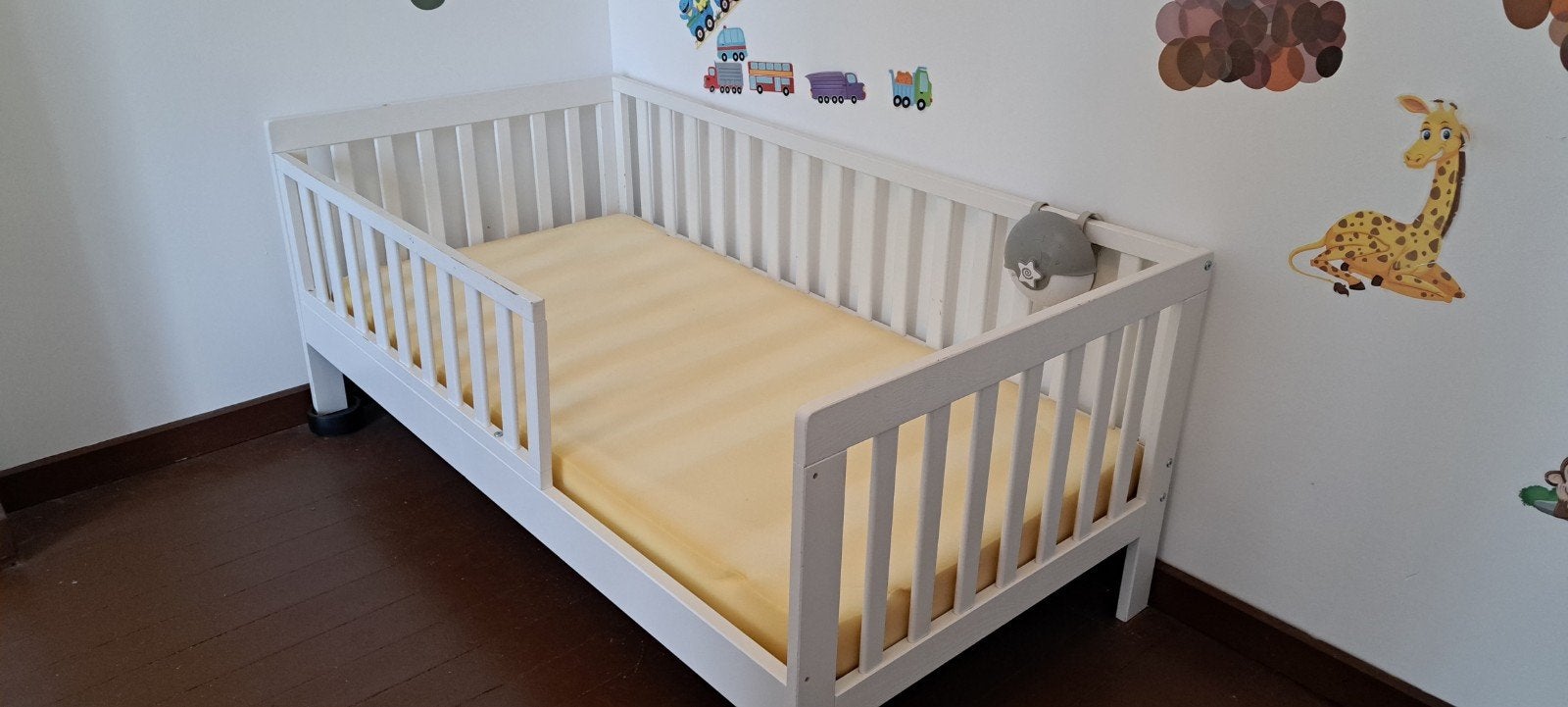 Petit lit pour enfant, Enfants & Bébés, Chambre d'enfant | Lits, Enlèvement