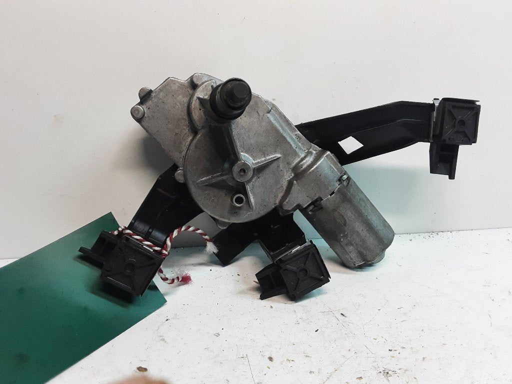 MOTEUR ESSUIE-GLACE ARRIÈRE 207 / 207+ (WA / WC / WM), Kontakt-peugeot@peugeot.com, Utilisé, Peugeot Deutschland GmbH, Bahnhofsplatz
65423  Rüsselsheim, DE