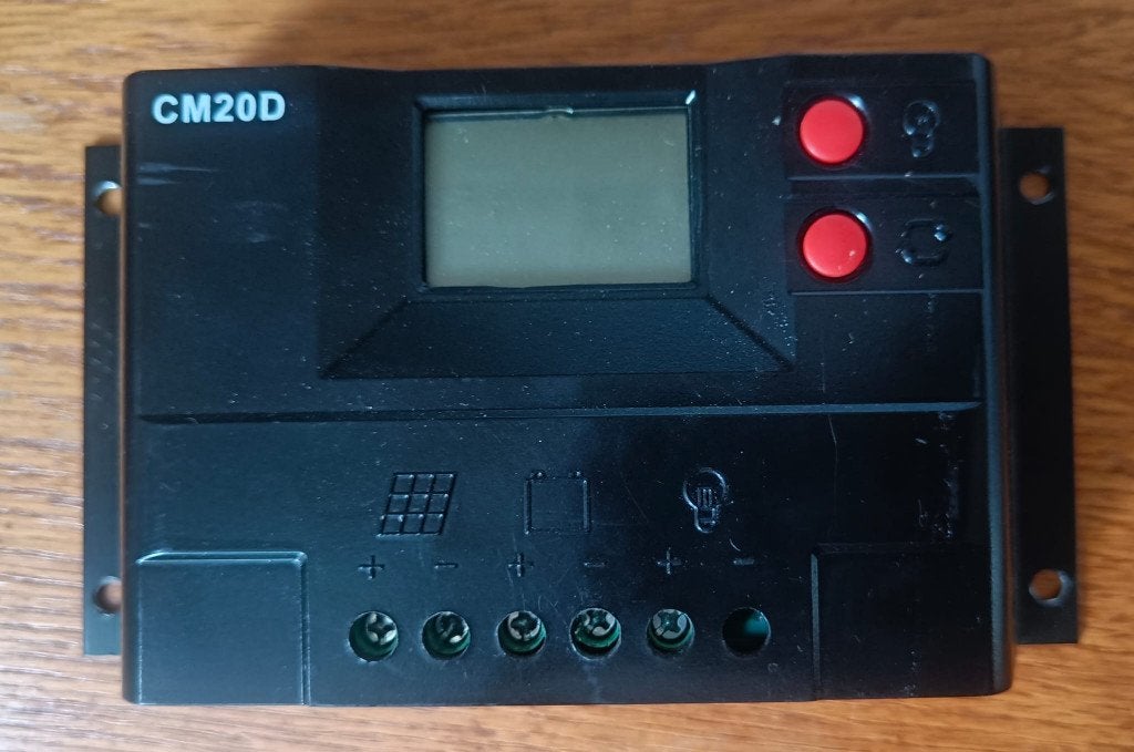 CM20D 20A zonnepaneel laadregelaar (12V/24V), Ophalen of Verzenden, Gebruikt