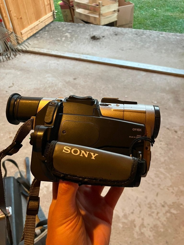 Caméscope Sony Handycam DCR-TRV7E (MiniDV), Enlèvement ou Envoi, Utilisé, Mini DV, Sony