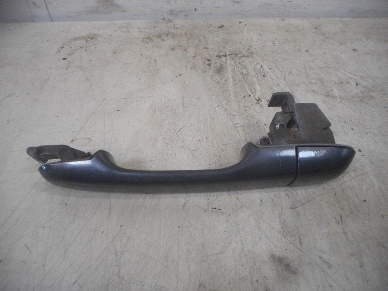 POIGNEE EXTERIEURE ARRIÈRE GAUCHE Volvo V70 (GW / LW / LZ), Arrière, Info@volvocars.com, Volvo Car Germany GmbH, Siegburger Straße 229
50679  Köln, DE