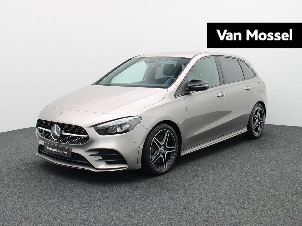 Mercedes-Benz B-Klasse 250 AMG Line + 224 PK + CARPLAY + NIG, Autos, Mercedes-Benz, Achat, Euro 6, Entreprise, Entretenue par le concessionnaire
