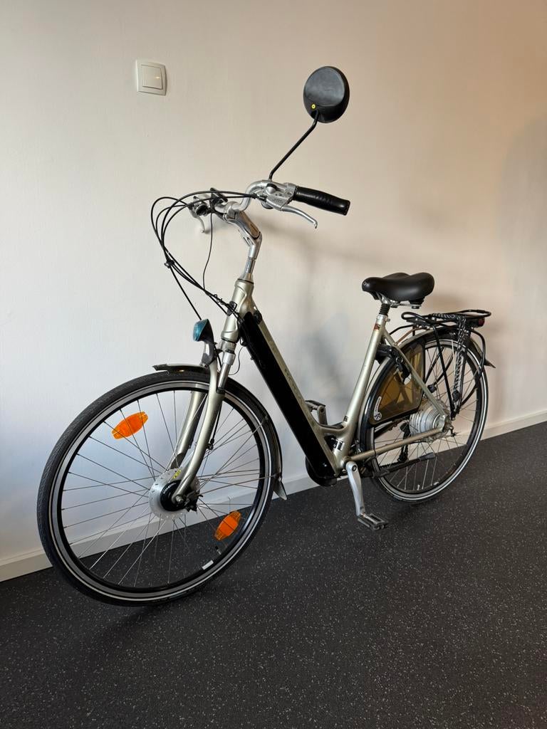 Koga Miyata Tesla  E-bike Elektrische Damesfiets Stadsfiets, Ophalen, Zo goed als nieuw, Versnellingen