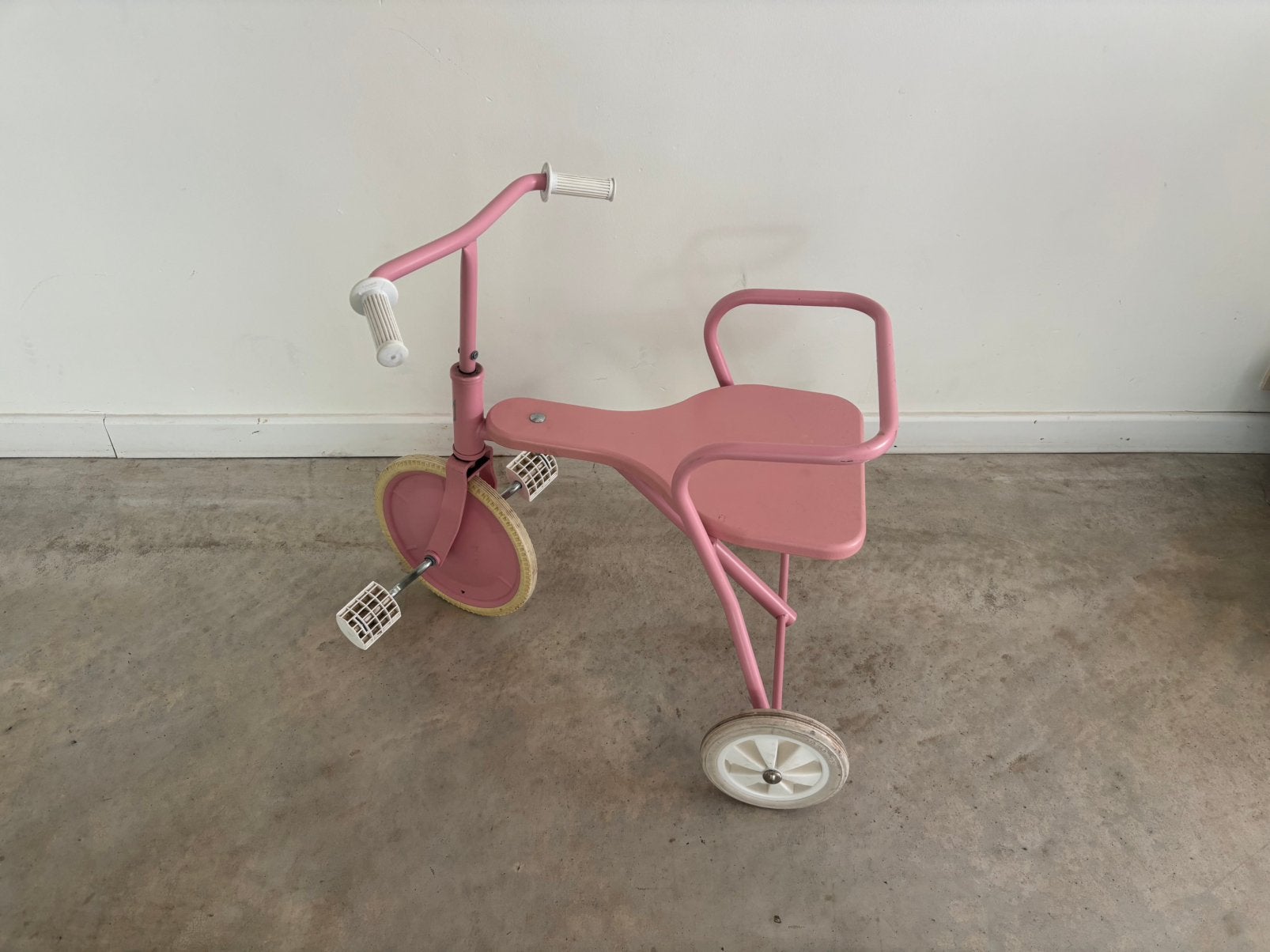 Kinderfietsje in nieuwstaat, Ophalen, Zo goed als nieuw