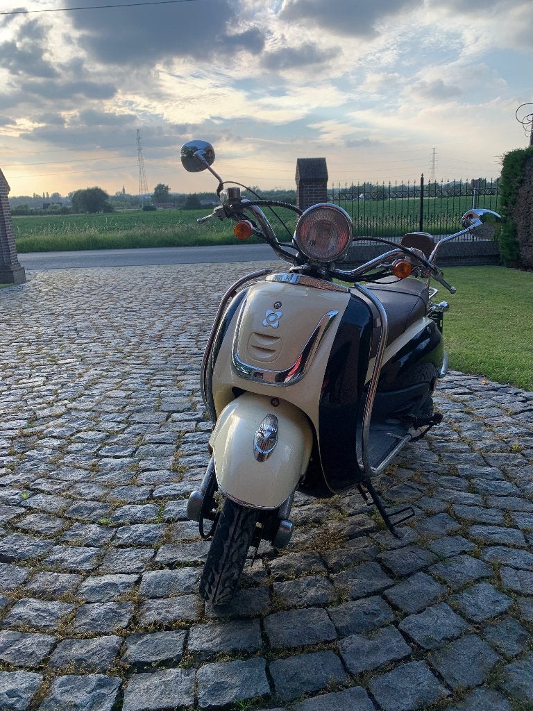 Scooter Znen Agm, Autres modèles, 125 cm³, Classe B (45 km/h), Enlèvement