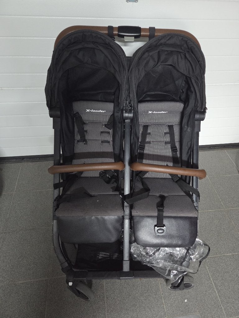 Poussette double, Enfants & Bébés, Autres marques, Voiture duo, Enlèvement, Utilisé