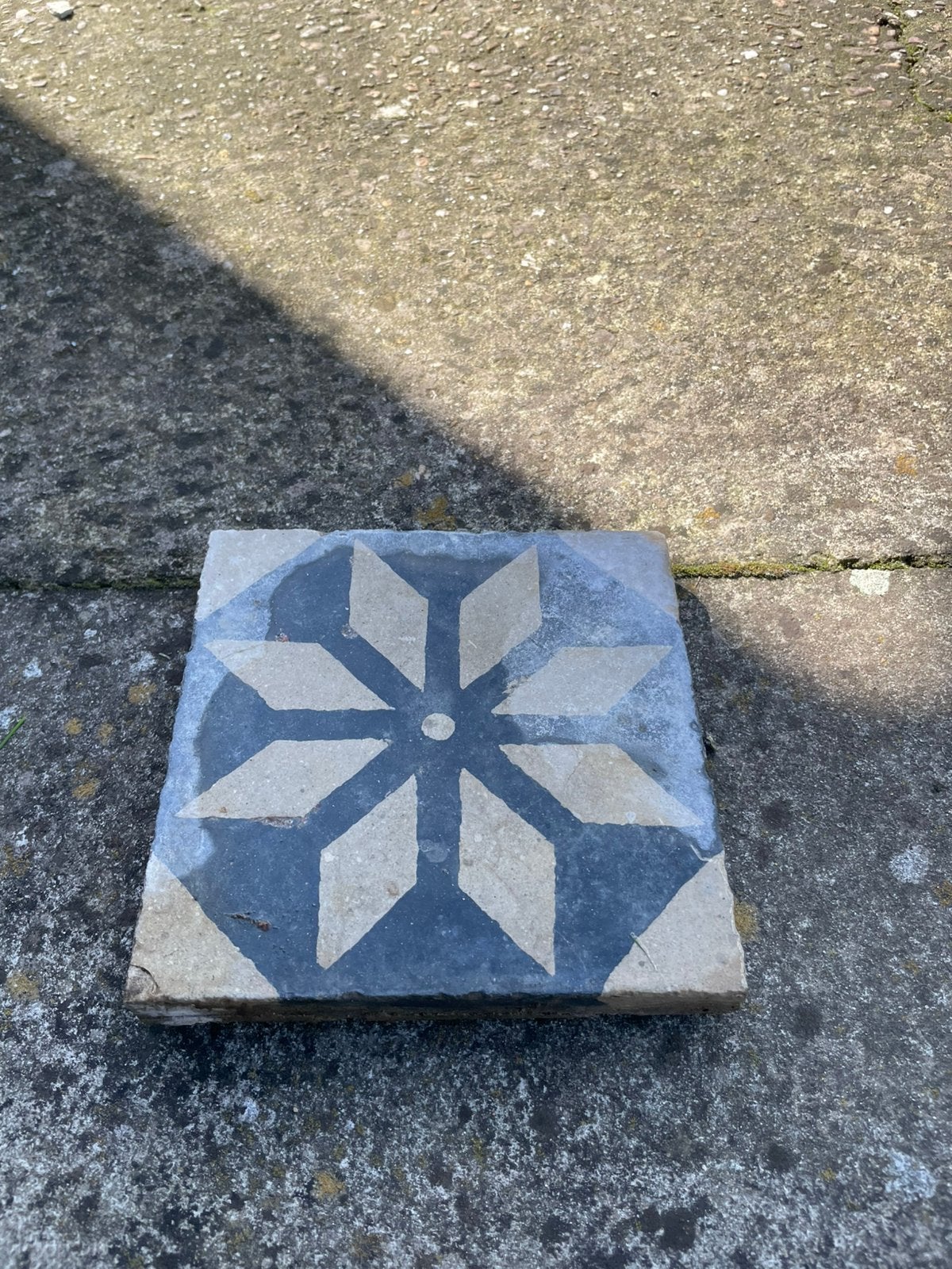 Antieke Cementtegels (17x17 cm) – Sterpatroon met Stip, Doe-het-zelf en Bouw, Ophalen