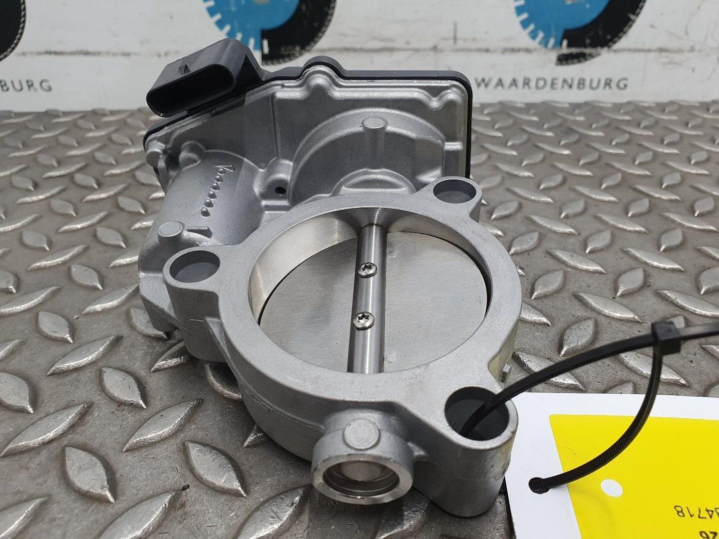 BMW 3 SERIES GASKLEPHUIS 13547619008 2024, Ophalen of Verzenden, Gebruikt, ARN erkend