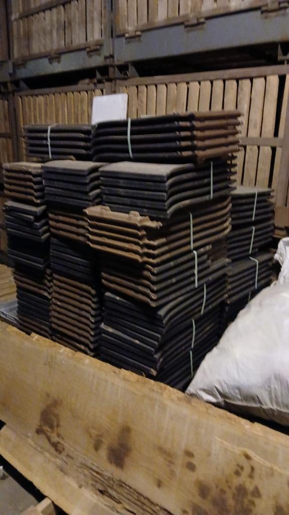 Dakpannen mat zwart, Doe-het-zelf en Bouw, Dakpannen en Dakbedekking, Ophalen, Zwart, Dakpannen