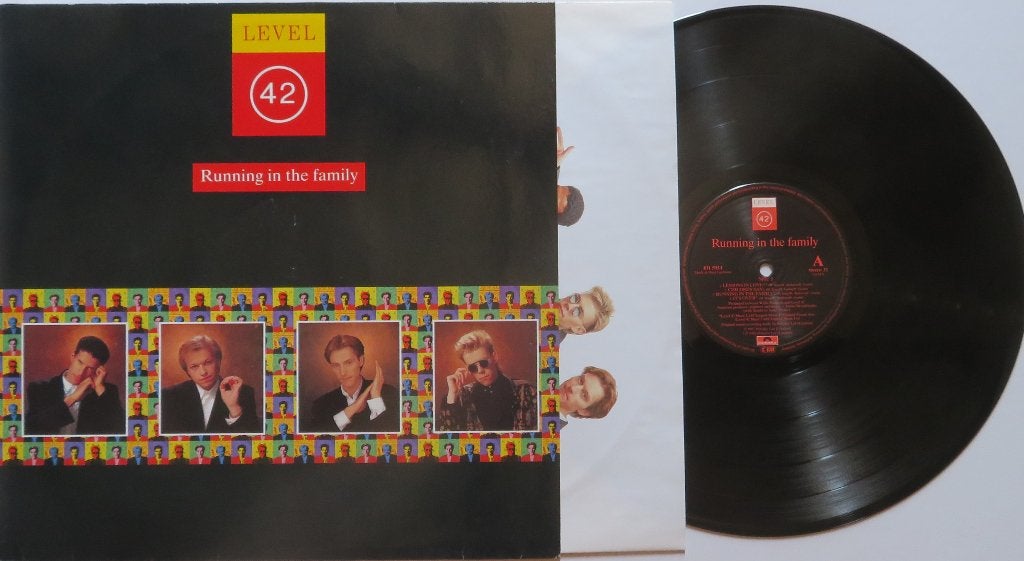 Level 42 - Running in the family. Lp, Beschermende buitenhoes, LP, Ophalen of Verzenden, Zo goed als nieuw