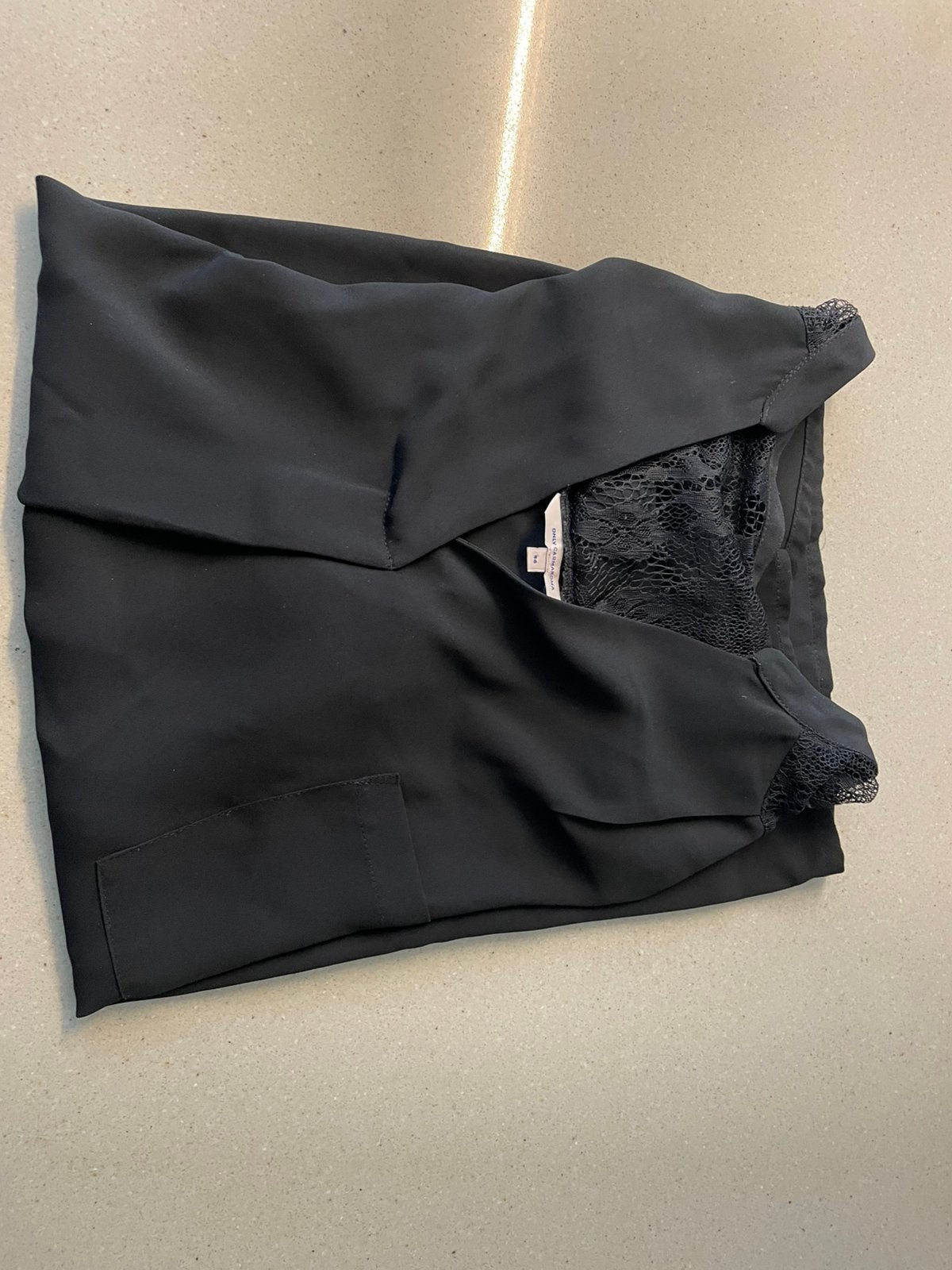 Zwart gekleed bloesje only Carmakoma, Kleding | Dames, Ophalen of Verzenden, Zo goed als nieuw, Zwart