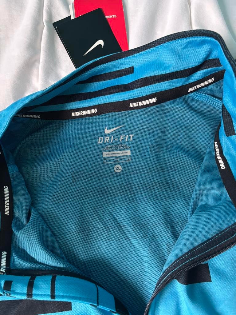 Pull nike running, Enlèvement ou Envoi, Neuf