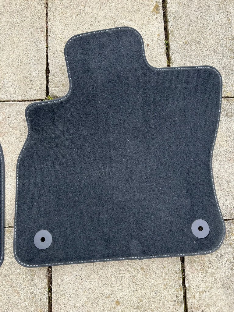 Tapis de voiture en velours pour Audi Q3, Autos : Pièces & Accessoires, Enlèvement, Neuf, Audi