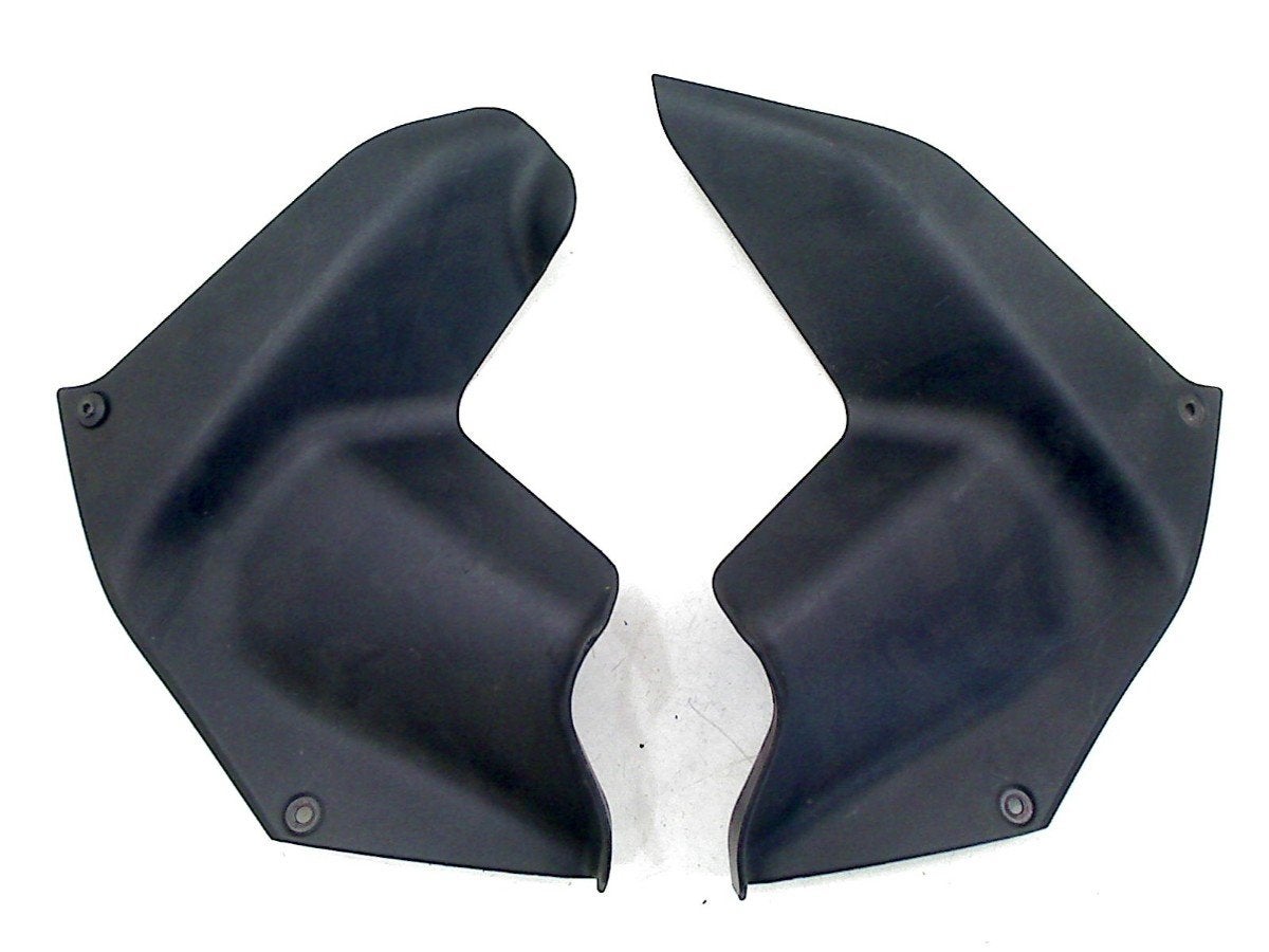 DÉFLECTEUR DE VENT Ducati (48410851A), Dhr. S. di Majo, Utilisé, Info@cama-motorparts.nl, P.J. Troelstraweg 8 8
3144 CX  MAASSLUIS, NL
