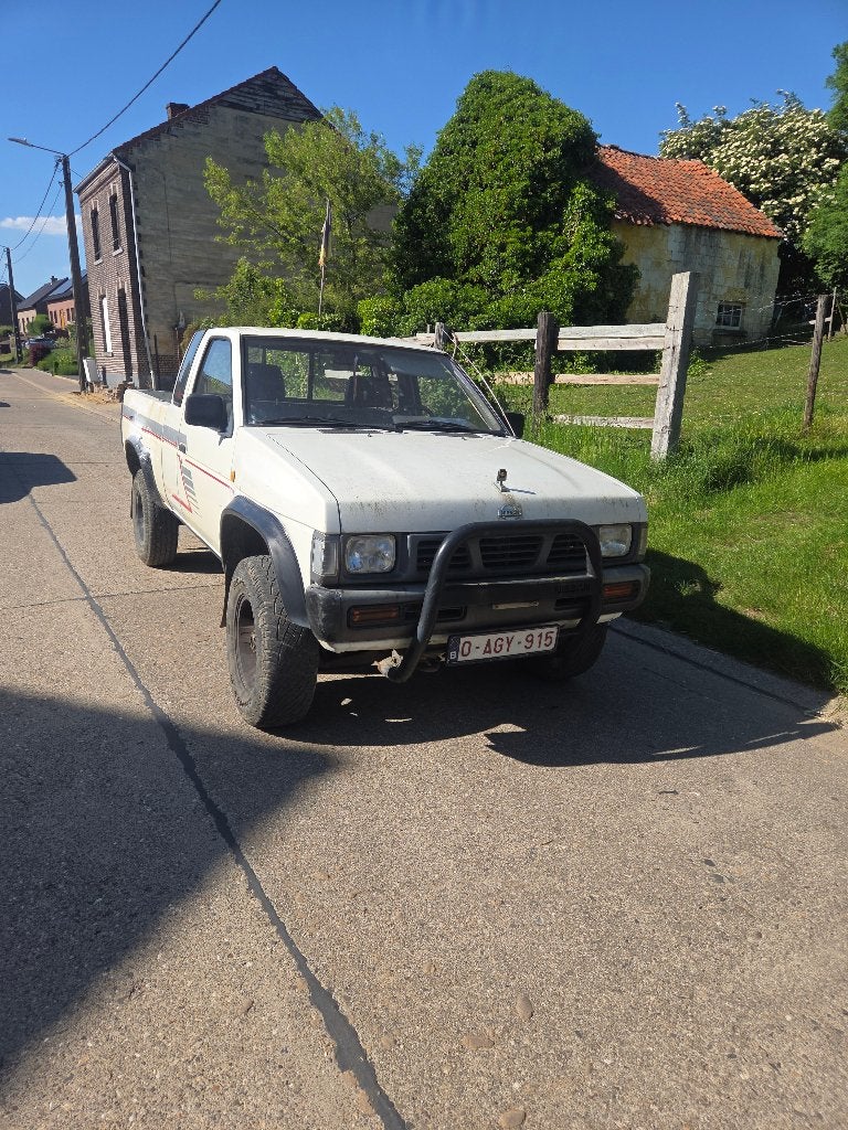 Nissan King cap, Auto's, Nissan, 90 kW, 4 zetels, Stof, 4 cilinders
