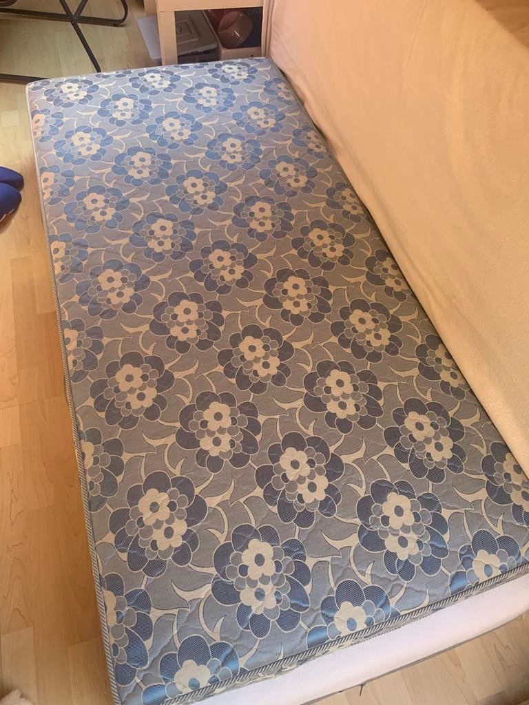 Matras beka, Ophalen, Zo goed als nieuw, Matras