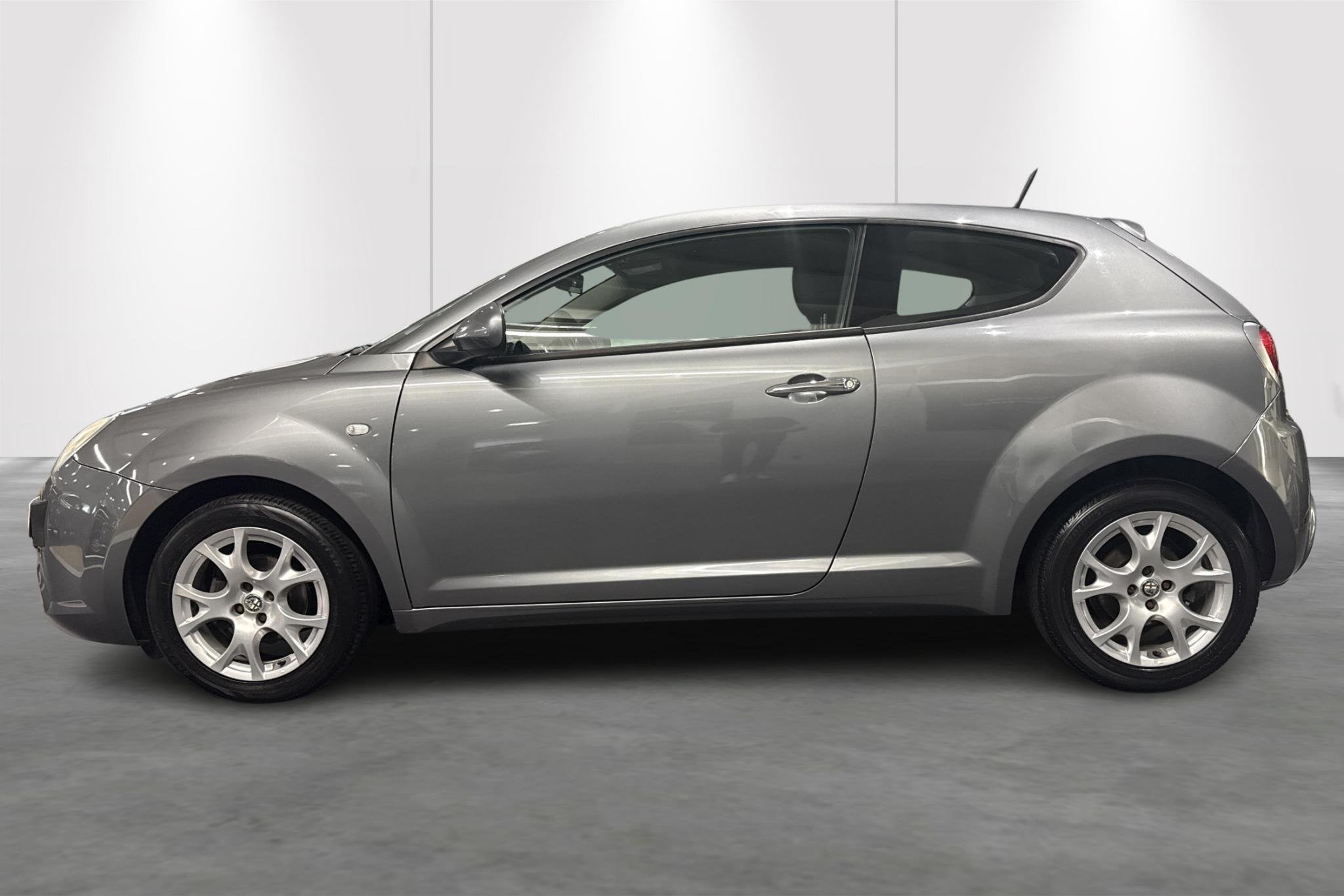 Alfa Romeo MiTo 1.4 Multi Air Start&Stop Progression, Autos, Alfa Romeo, Achat, 105 ch, Electronic Stability Program (ESP), Tissu