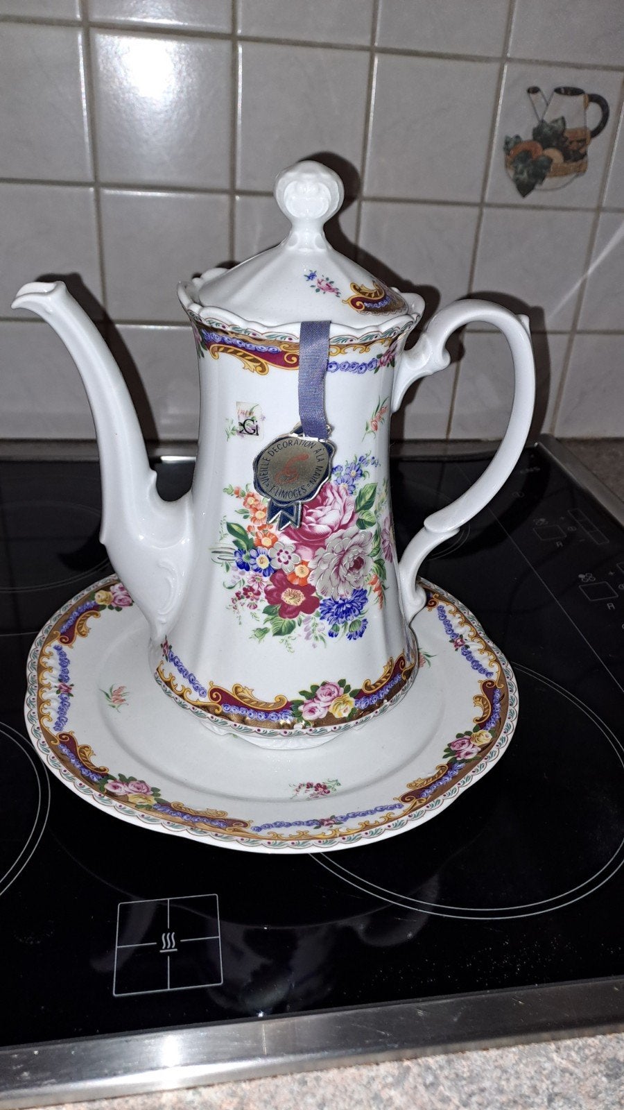 koffiepot met onderbord., Enlèvement