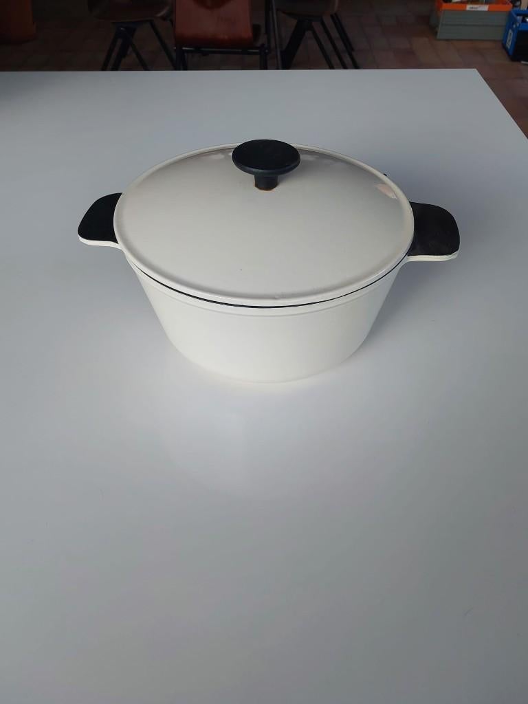 Braadpan met deksel, geëmailleerd gietijzer, Huis en Inrichting, Ophalen, Gietijzer, Pot, Bus of Blik, Zo goed als nieuw