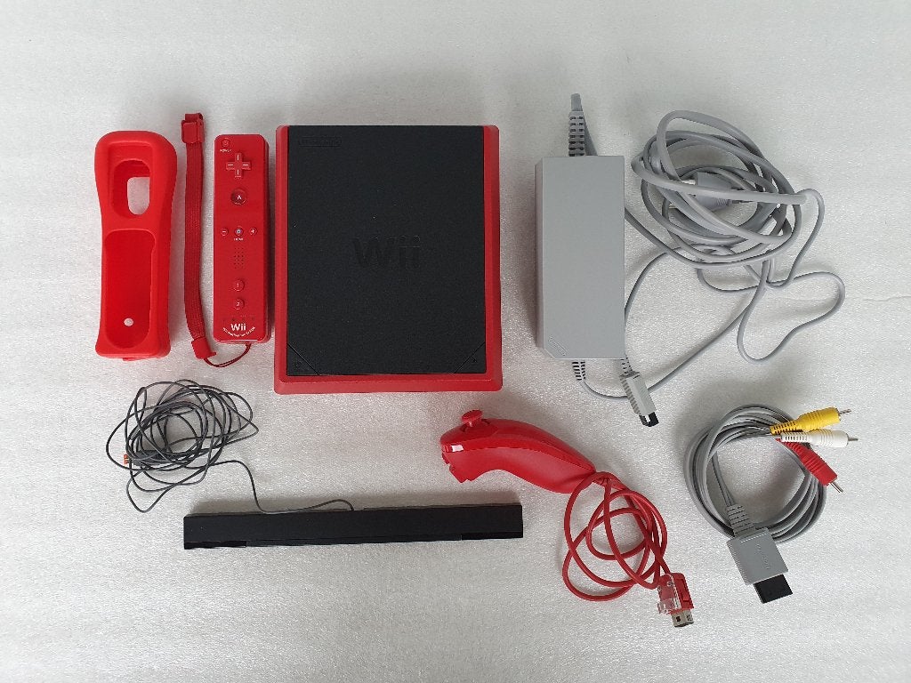 Nintendo Wii Mini console + Remote Motion Plus + Nunchuk, Consoles de jeu & Jeux vidéo, Consoles de jeu | Nintendo Wii, Utilisé