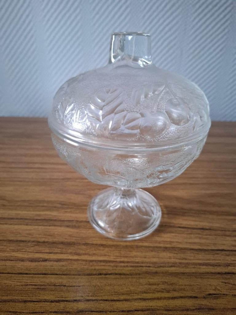 Vintage snoeppotje in doorzichtig glas of glazen bonbonnière, Antiek en Kunst, Antiek | Glaswerk en Kristal, Ophalen of Verzenden
