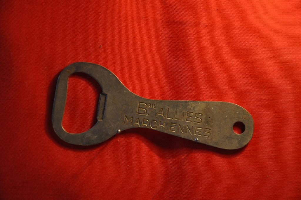 §  decapsuleur  en metal brasserie allies marchiennes  (47), Enlèvement ou Envoi, Utilisé, Ouvre-bouteille, Autres marques