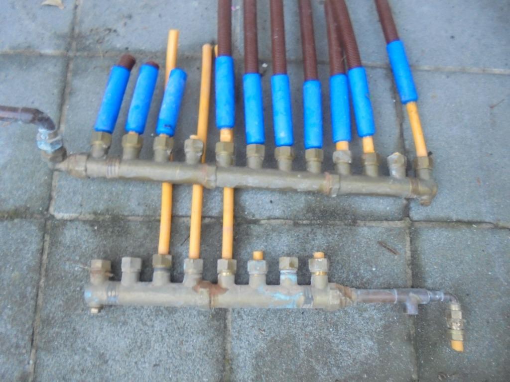 2 collectors voor sanitair water of CV, Ophalen, Gebruikt, Overige materialen, Overige typen