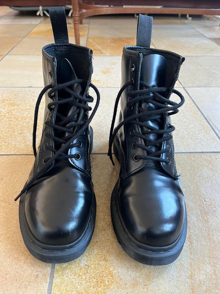Boots Dr Martens, Enlèvement ou Envoi, Comme neuf, Noir