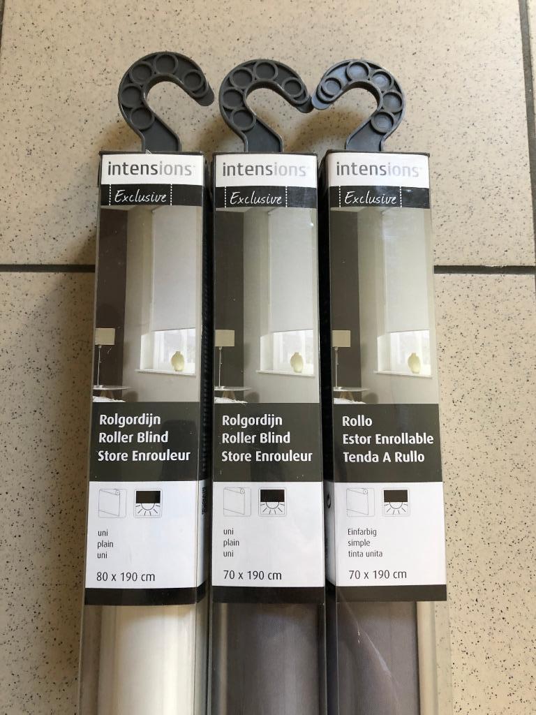 Stores enrouleurs occultants gris foncé uni 70x190 (neuf), Enlèvement, Neuf, Gris