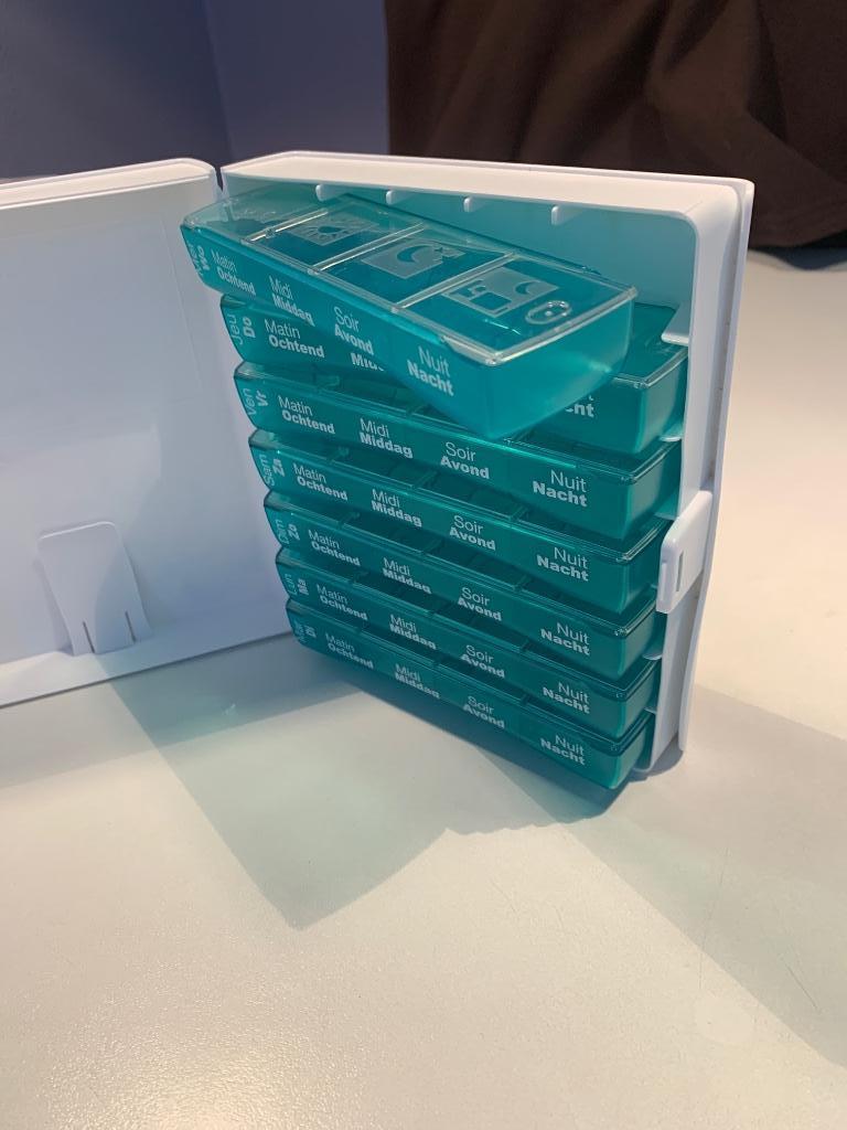 Pillenbox medicatie, Ophalen