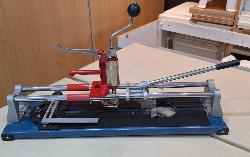 Coupe-carrelage, Enlèvement