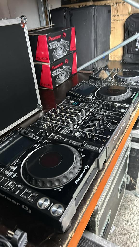 Cdj 2000 nxs 2 / Djm 900 nxs 2, Musique & Instruments, Enlèvement, Comme neuf