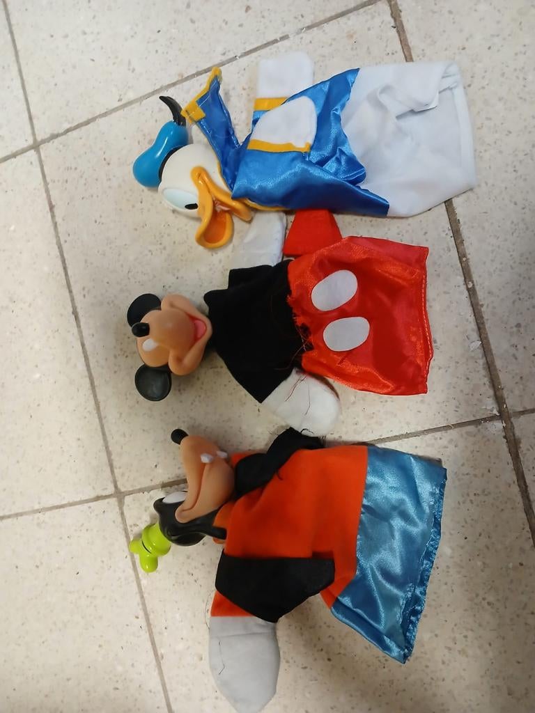 Lot kinderspeelgoed, Ophalen