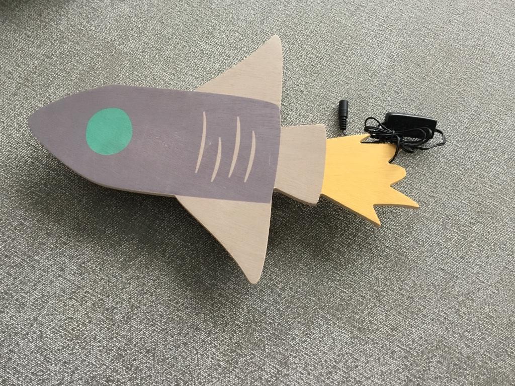 Raketlamp voor aan de muur, Ophalen, Zo goed als nieuw