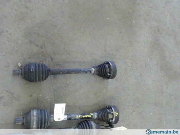 cardan gauche  audi 8 p 1.9tdi 77 kw, Utilisé, Audi