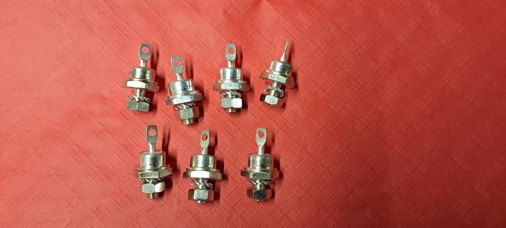 Diode of gelijkrichter, Motoren, Ophalen of Verzenden