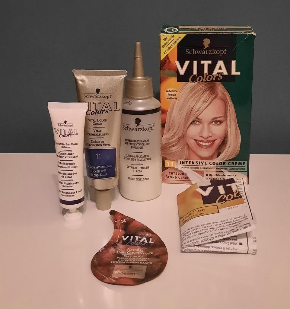 NOUVEAU shampoing colorant/colorant pour cheveux Schwarzkopf, Enlèvement ou Envoi, Neuf