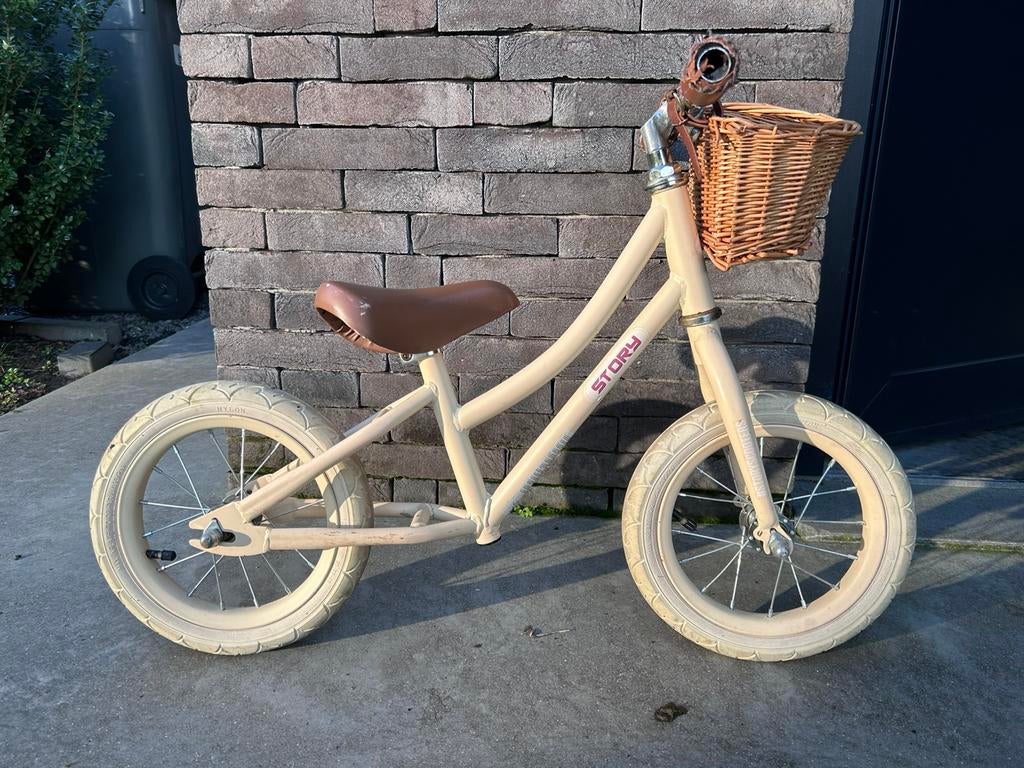 Loopfiets kleuter, Fietsen en Brommers, Ophalen, Zo goed als nieuw