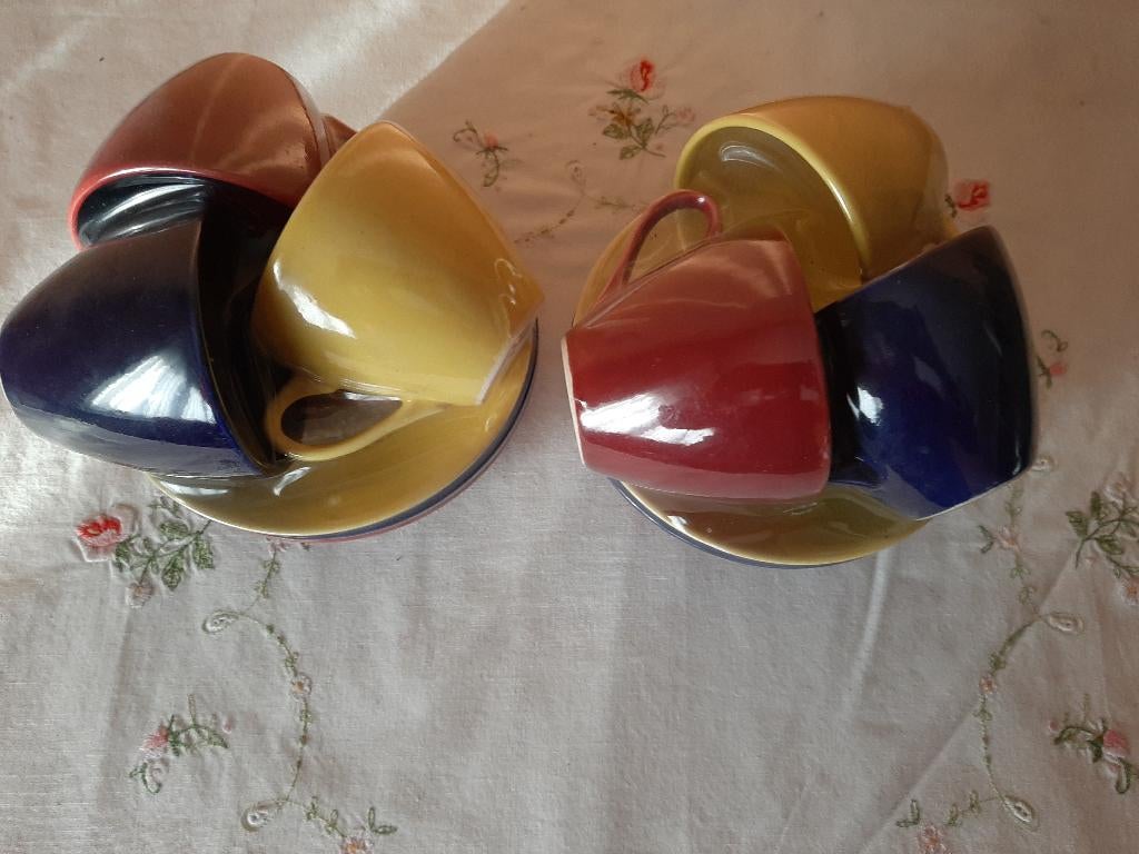 Set van 6 glanzende gekleurde tassen met ondertas, Ophalen