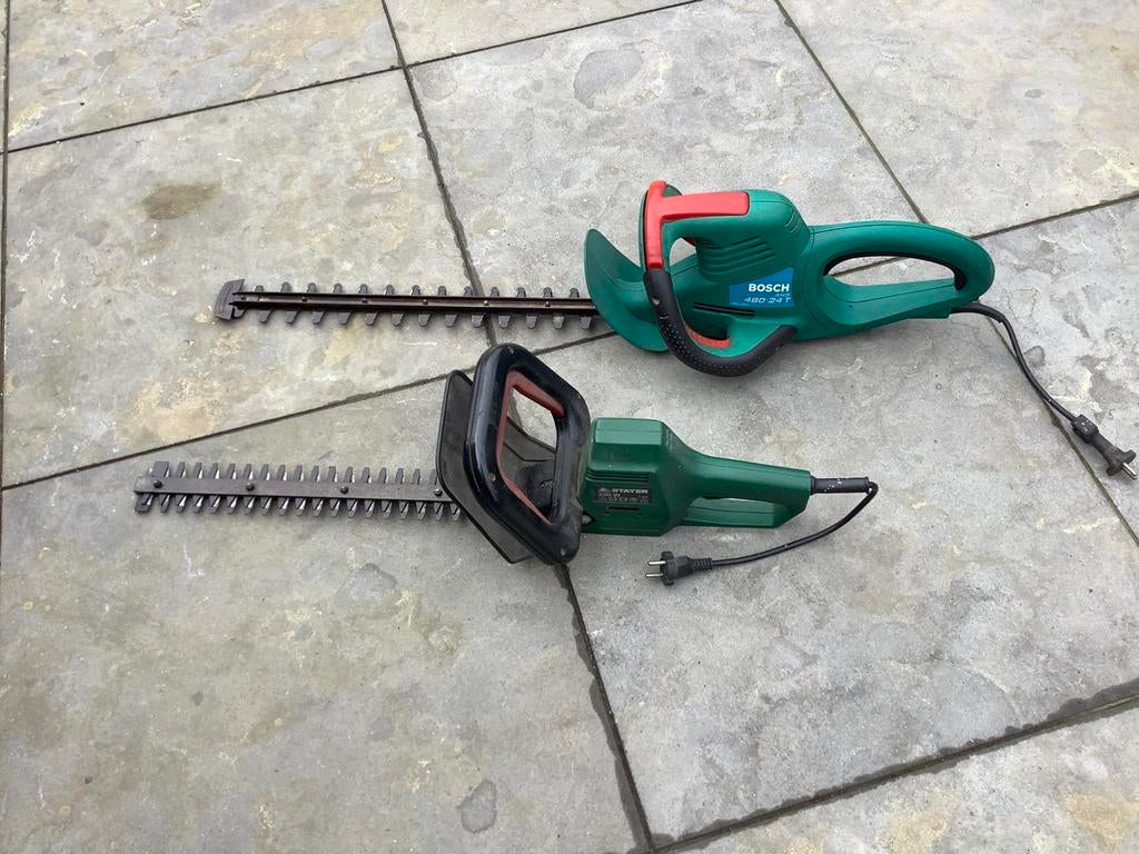 2 x (nog goed werkende )heggescharen voor 35€, Ophalen, Gebruikt