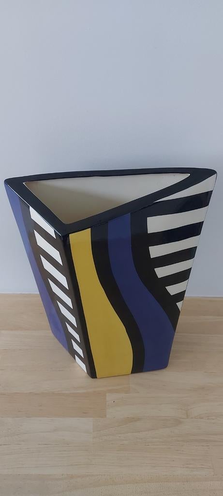 Postmoderne vaas van John Bergen Studio., Ophalen, Zo goed als nieuw