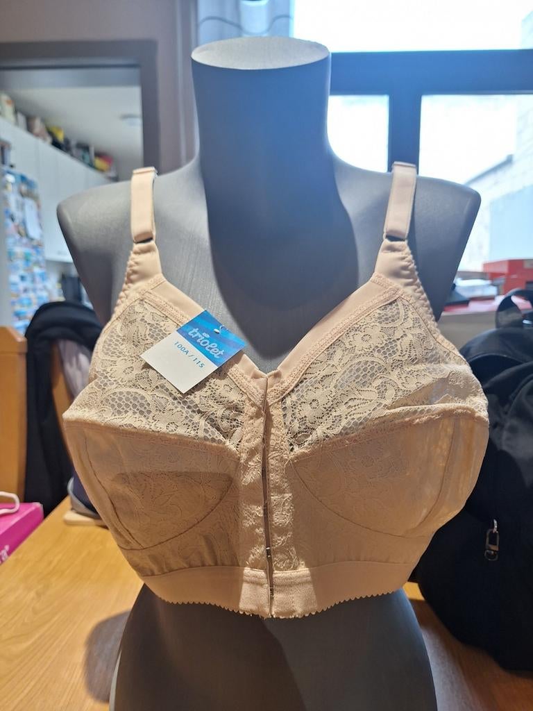 Triolet, bh, maat eur 100A, fra 115A, Triolet, Enlèvement ou Envoi, Autres couleurs, Soutien-gorge