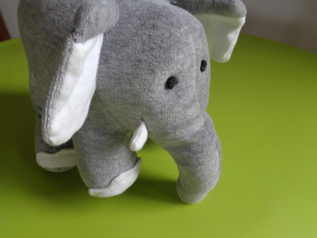 Peluche, doudou , l'éléphant gris "OSCAR", Enlèvement, Comme neuf, Éléphant