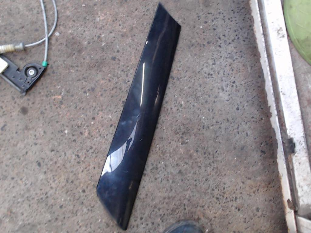 Garniture pare brise droit Mini R52 Cabriolet 2004-2009, Enlèvement, Utilisé, Avant, Mini