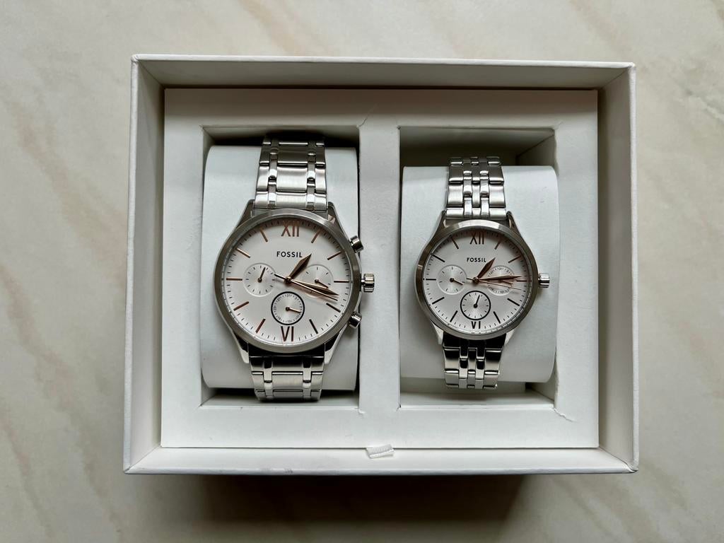 Coffret montres Fossil, Bijoux, Sacs & Beauté, Montre-bracelet, Enlèvement ou Envoi, Fossil, Acier
