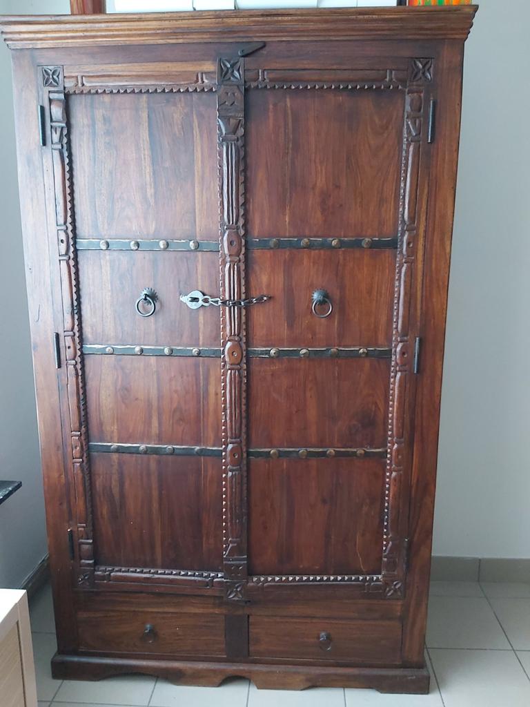 Grote Indische vestiaire, Antiek en Kunst, Ophalen