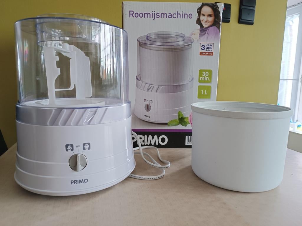Ijsmachine voor roomijs of sorbet, Elektronische apparatuur, Ophalen of Verzenden, Zo goed als nieuw